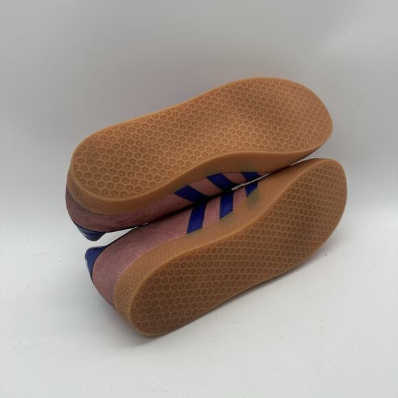 Mens Size 7 GS Adidas Gazelle J Semi Pink Spark Lucid Blue Casual Shoes IG9153 - Picture 8 of 10